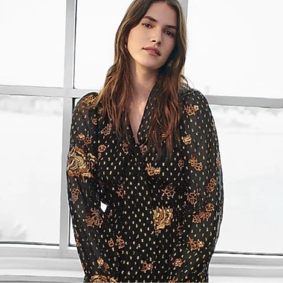 EXPRESS | BLACK METALLIC FLORAL EMBROIDERED TIERED TIE NECK MIDI DRESS XL - Picture 6 of 15